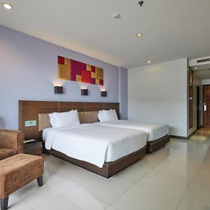 Deluxe Wing Twin Room